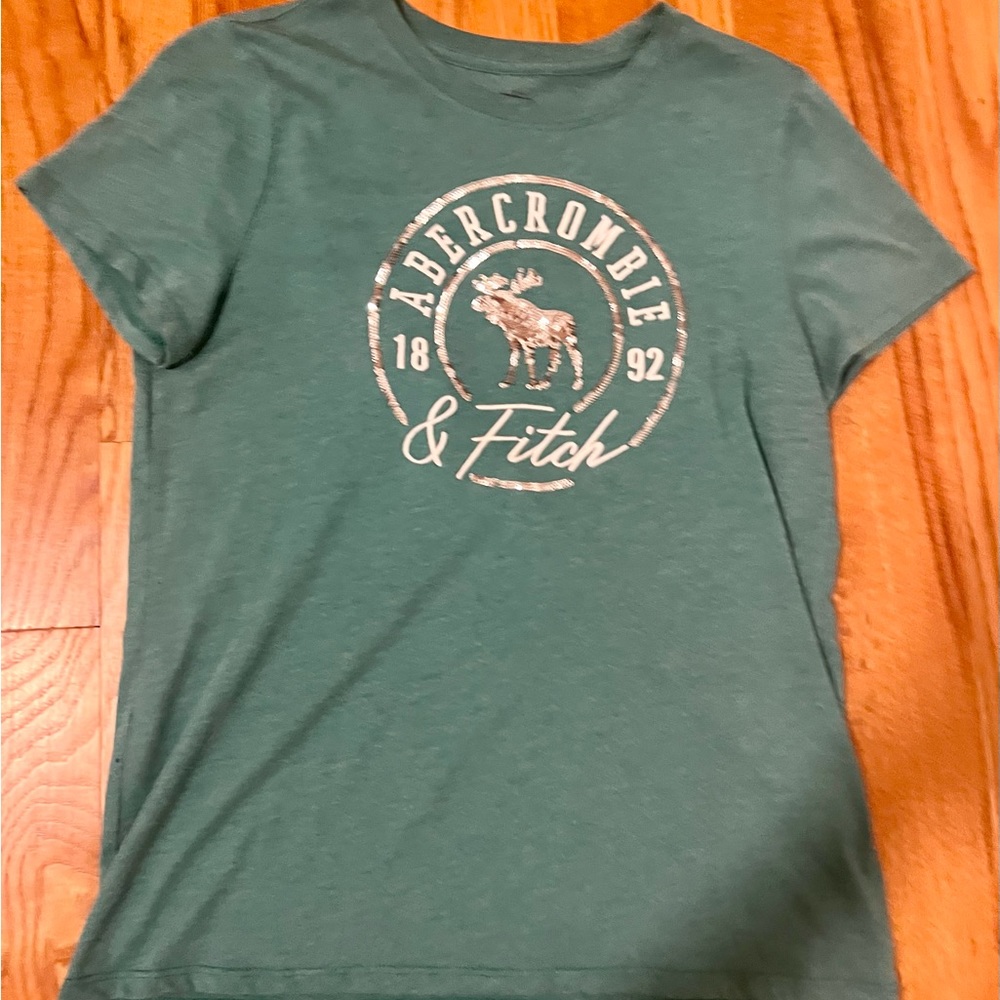 Big girls T-shirt size 15/16